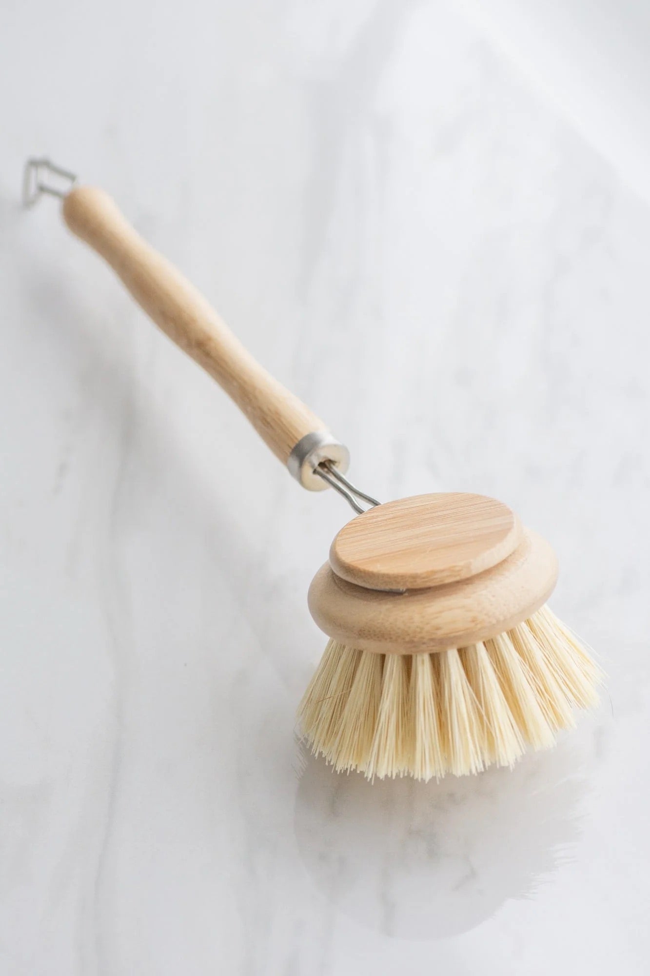 CASA AGAVE Long Handle Dish Brush with Replaceable Head